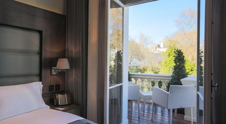 Eccleston Square Hotel