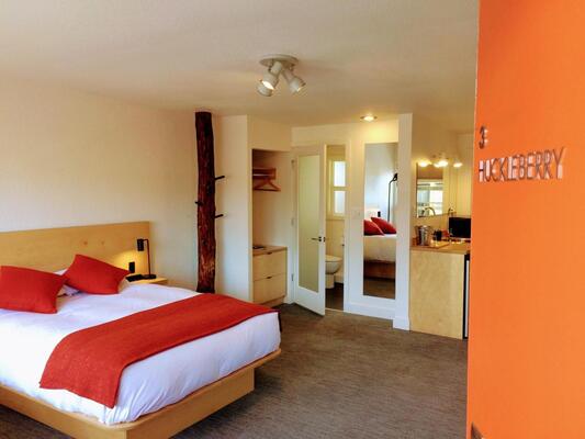 Heliotrope Hotel LLC