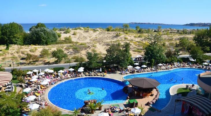 Tiara Beach