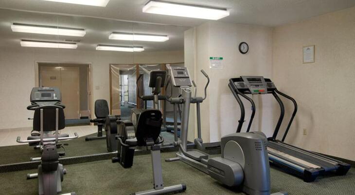 Days Inn Glenwood-Crabtree