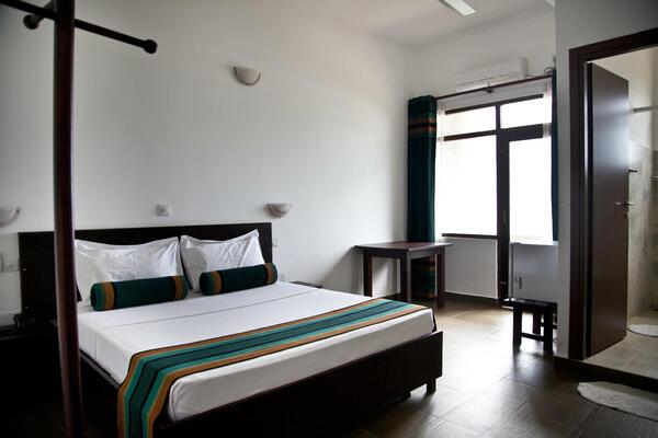 Bay Vista Hotel Arugam Bay