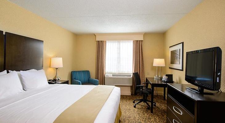 Holiday Inn Express Philadelphia - Penns Landing, an IHG Hotel