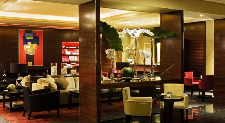 Warwick Paris