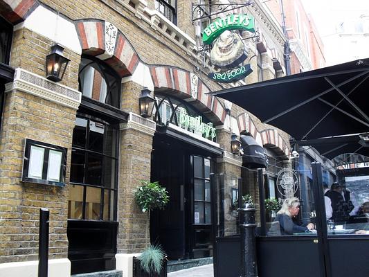 Bentley's Oyster Bar & Grill