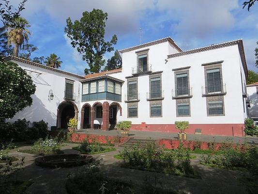 Manor Estate of the Crosses Museum (Quinta das Cruzes)