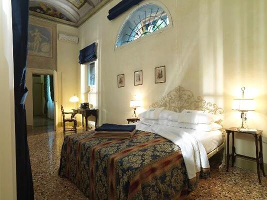 Antica Casa Zucchini Bed&breakfast