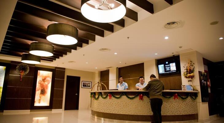 Hotel Sixty3