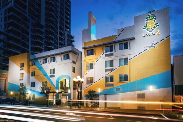 Staypineapple, Hotel Z, Gaslamp