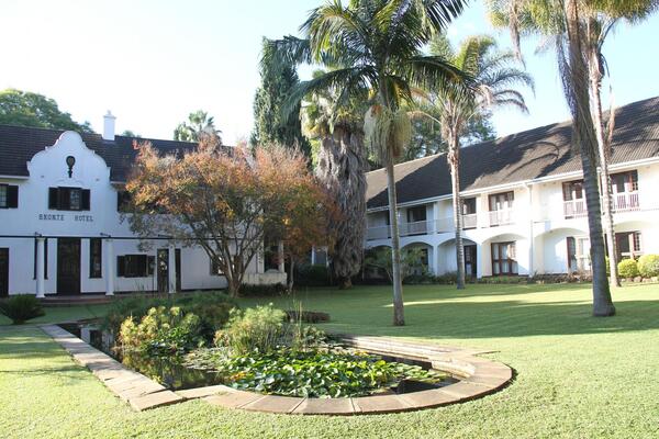 Bronte Hotel