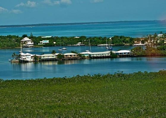 Green Turtle Club & Marina