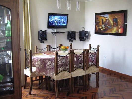 Barranco's Backpackers Inn