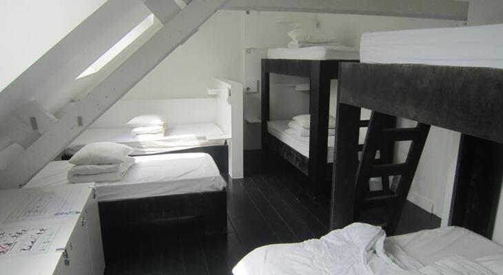 Hostel 47