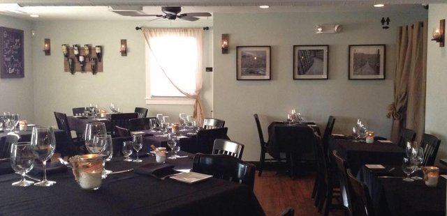 C Salt Wine Bar & Grille