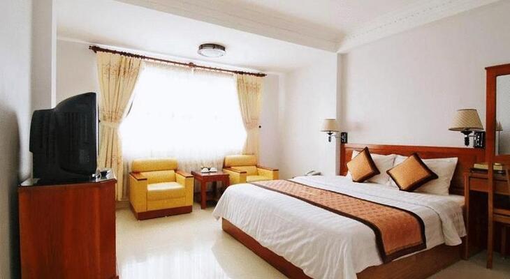 C Central Hotel