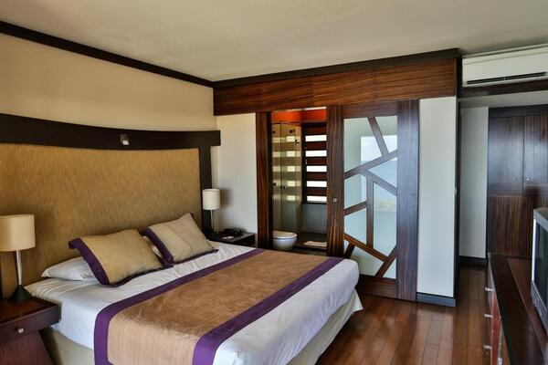 Le Tahiti by Pearl Resorts