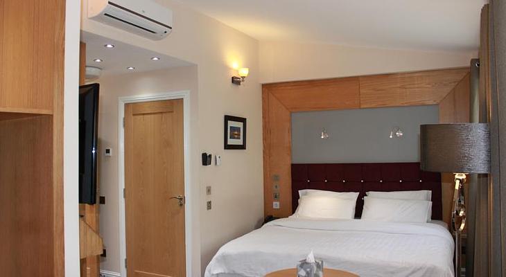 Roxford Lodge Hotel