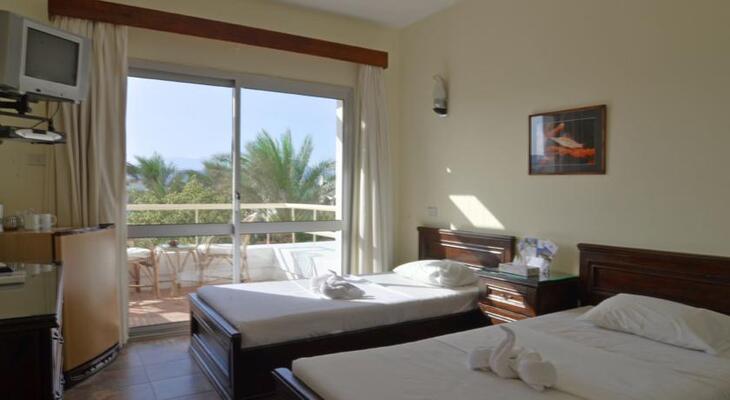 Oonas Dive Club Hotel