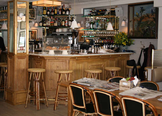 Cafe Cluny
