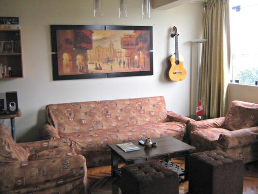 Barranco's Backpackers Inn