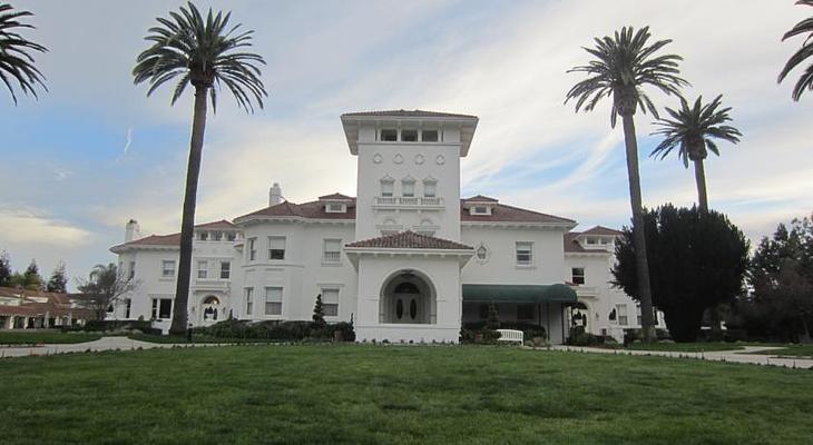 Hayes Mansion San Jose, Curio Collection by Hilton