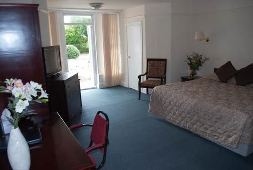 Abbey Lawn Hotel