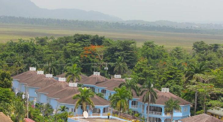 Beachcomber Club