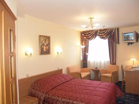 Kozatskiy Hotel