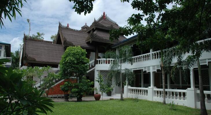 Emerald Land Hotel