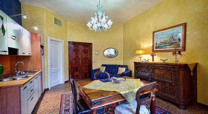 Residence Palazzo Odoni