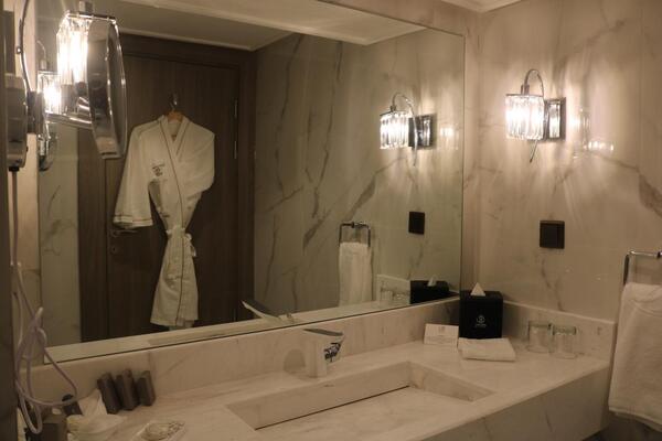 Al Hamra Hotel