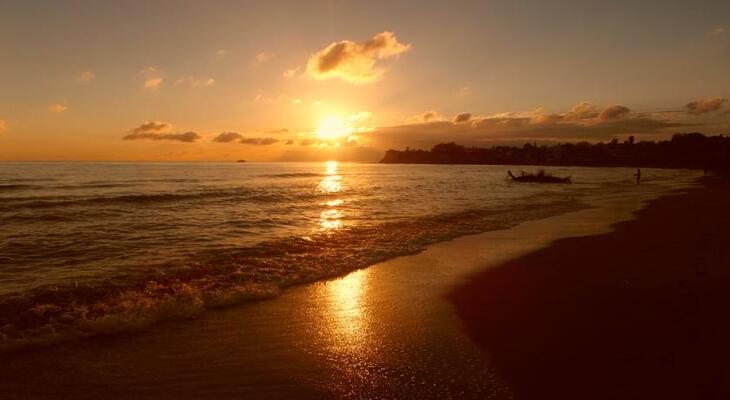 Beach House Hotel
