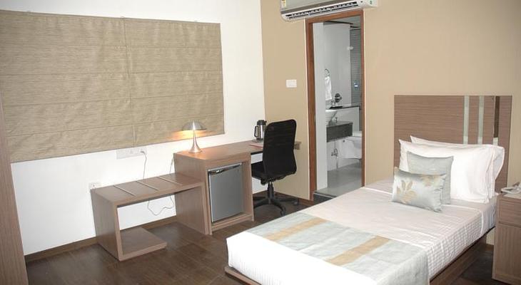 The Lotus Apartment Hotel - Venkatraman Street