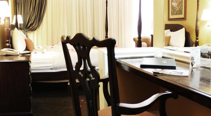 The Courtleigh Hotel and Suites