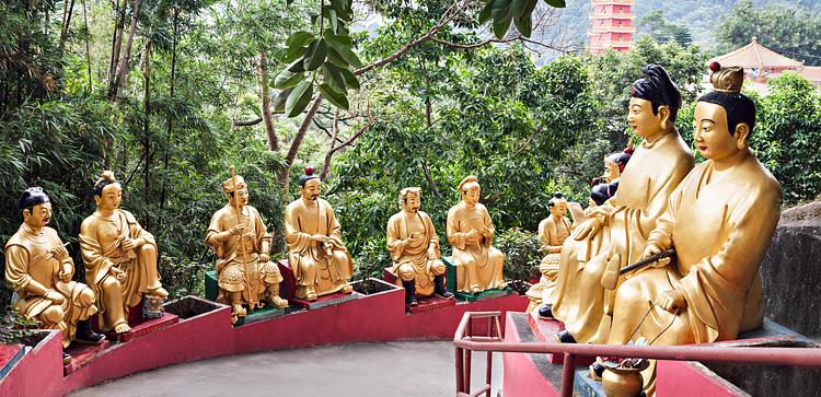 Ten Thousand Buddhas Monastery (Man Fat Sze)