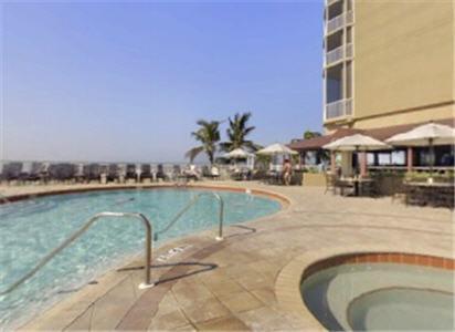 DiamondHead Beach Resort