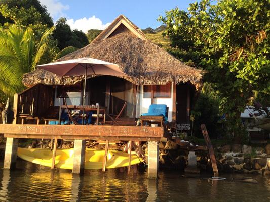 Bora Bungalove