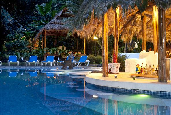 Cariblue Beach & Jungle Resort