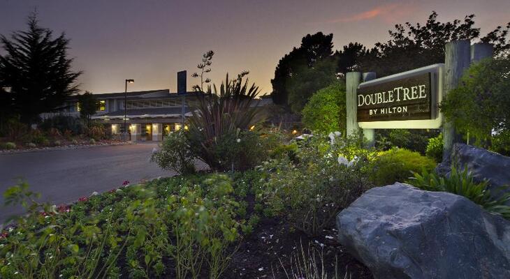 DoubleTree by Hilton Hotel Berkeley Marina