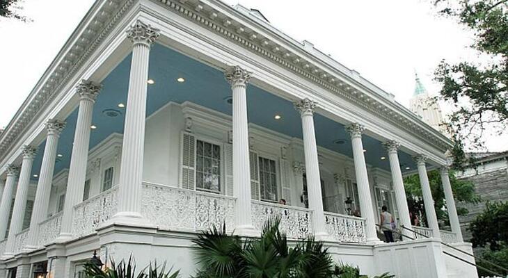Magnolia Mansion