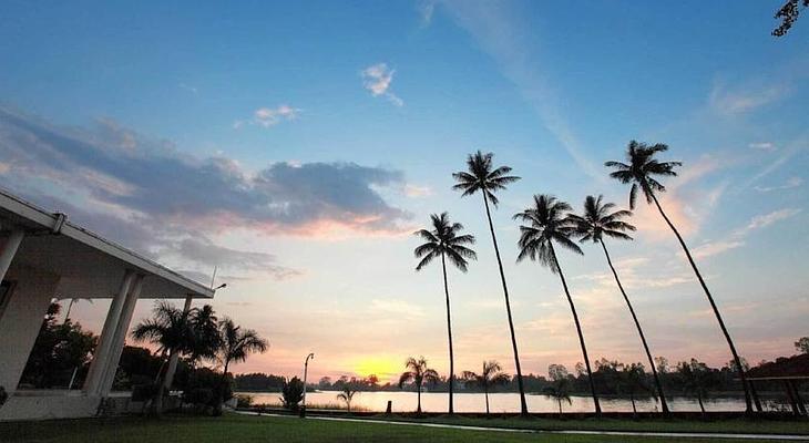 Inya Lake Hotel, Yangon