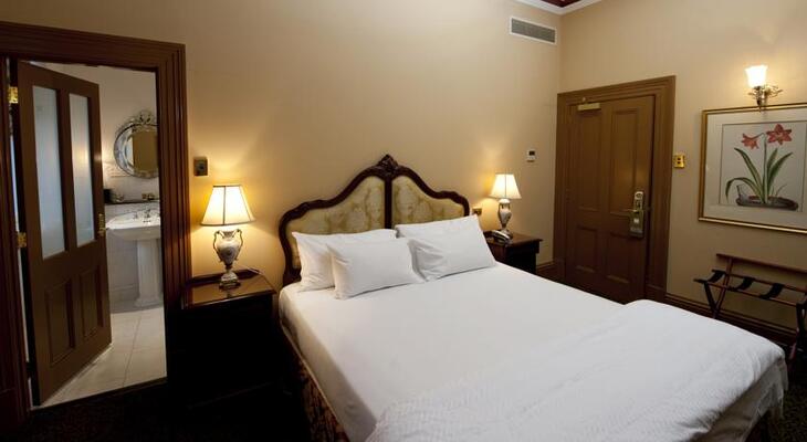 Craig's Royal Hotel