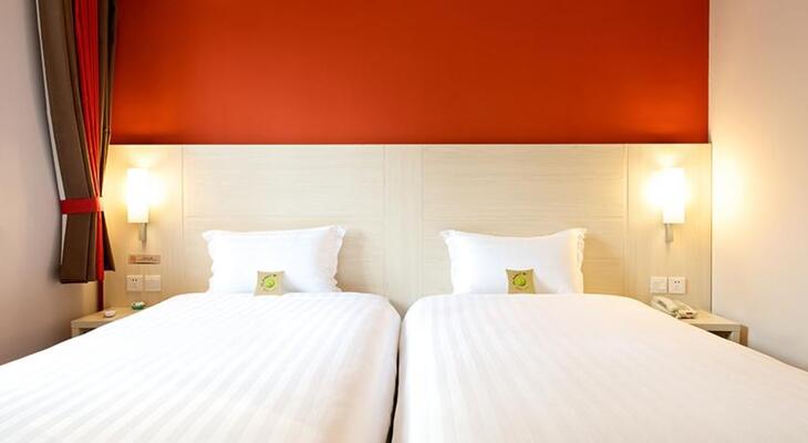 Ibis Hotel Dalian Zhongshan Square