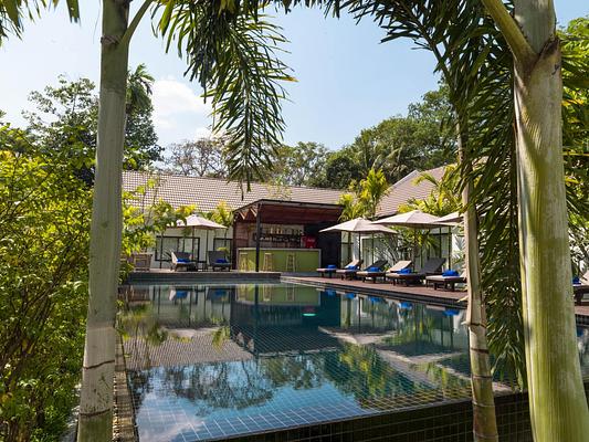 Lynnaya Urban River Resort & Spa