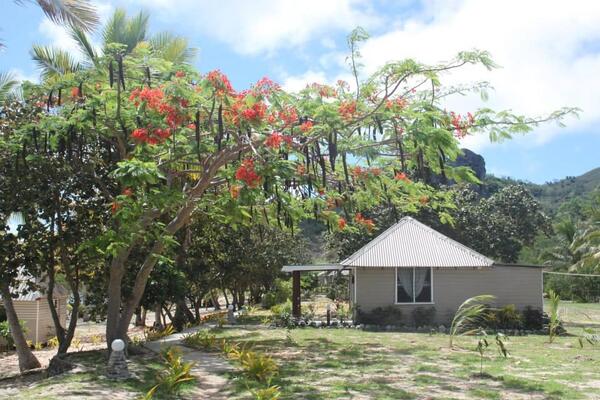 Barefoot Kuata Island