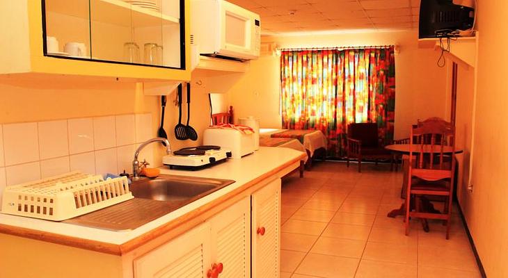 Sundeck Suites