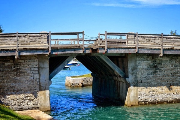 Somerset Bridge