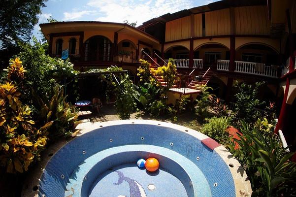 Cool Vibes Beach Hostel