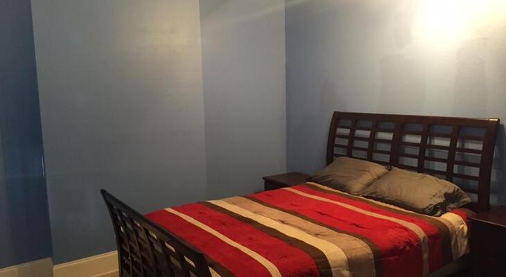 AAE Bourbon House Mansion & Hostel