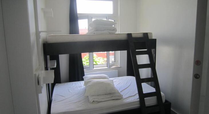 Hostel 47