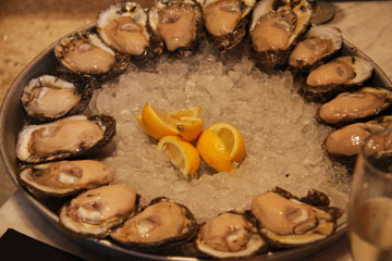 EaT Oyster Bar